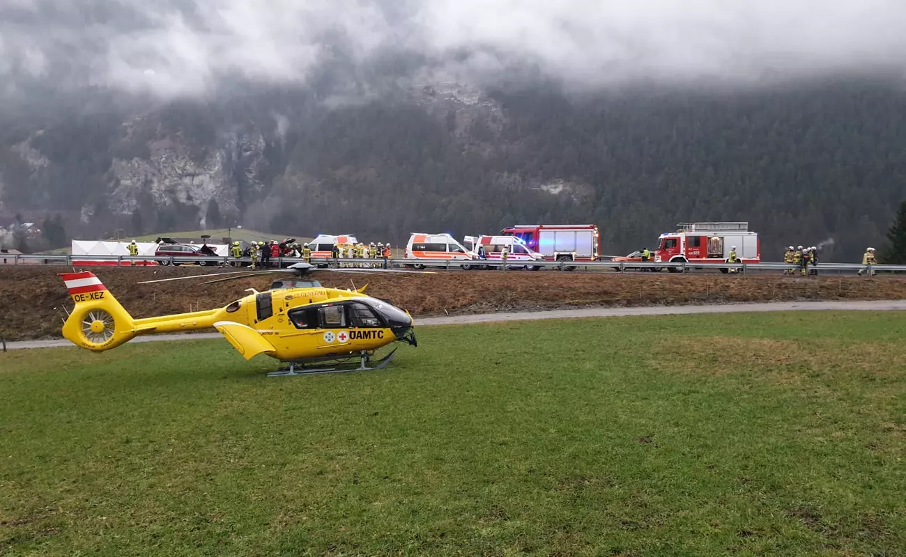 Schwerer Verkehrsunfall bei Tösens